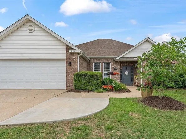 1207 SW Willow Bend Ave, Bentonville, AR 72713