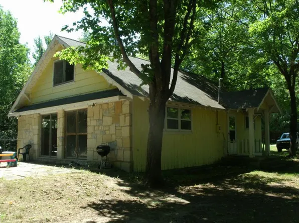 30541 E Jakes Dr, Drummond Island, MI 49726