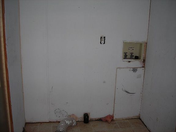 3rd image of 7219 Joe Bowman Ave