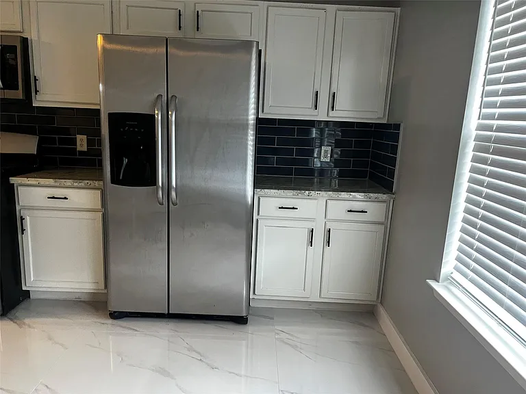 6706 Portlick Dr — Photo 21