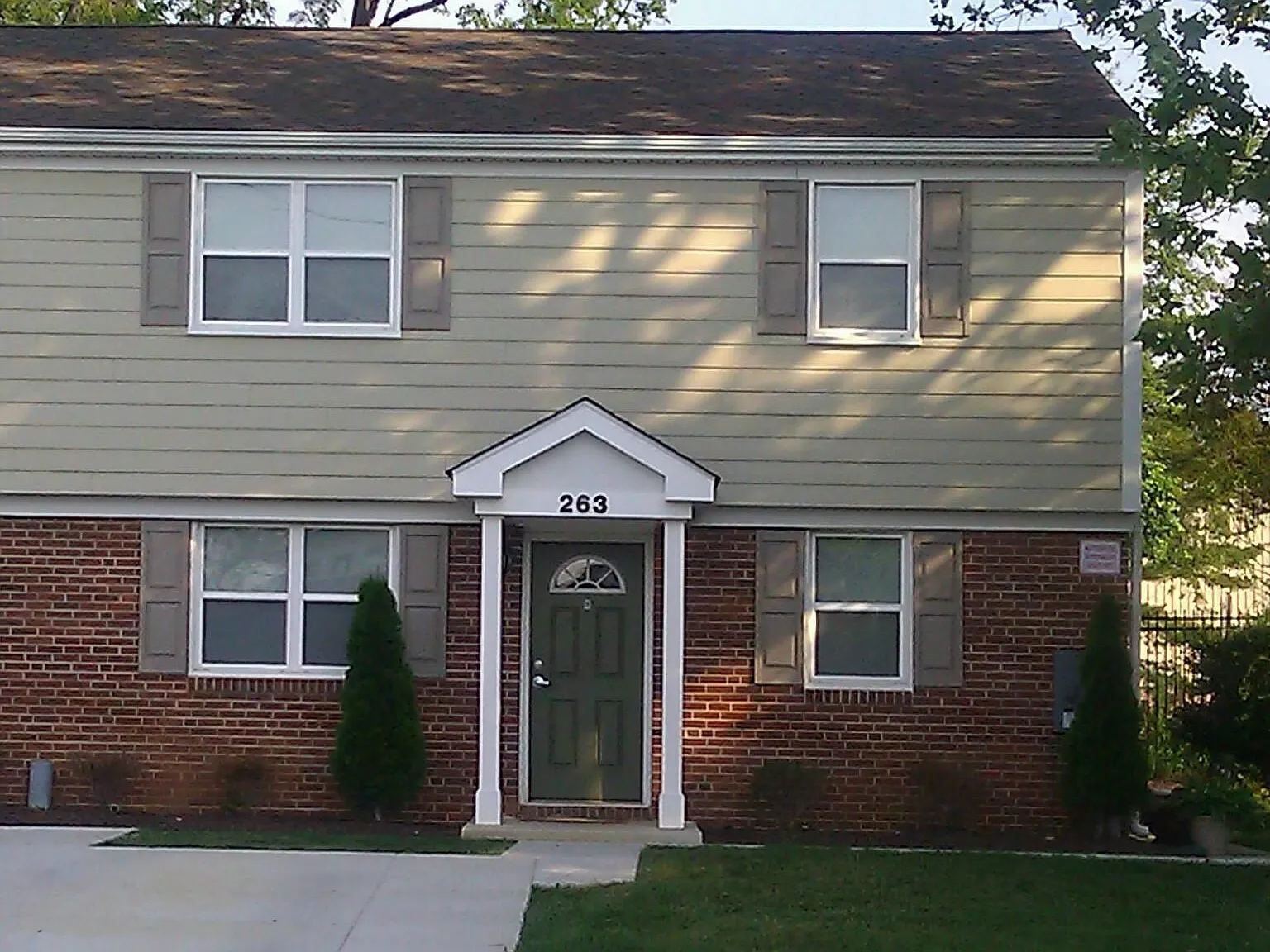 The Residences at Annapolis Gardens — Photo 2