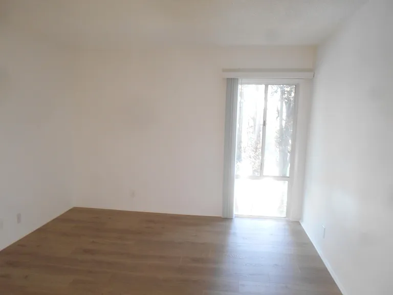208 Bedroom North