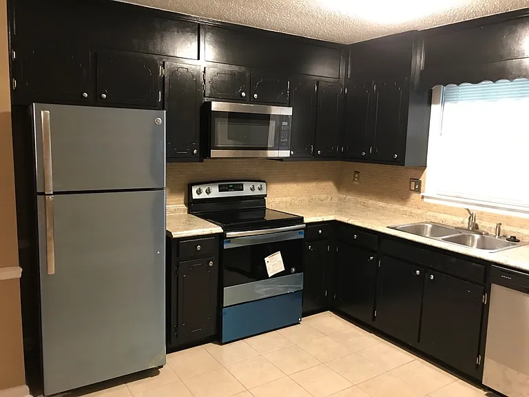 1008 Antietam Rd SE — Photo 5