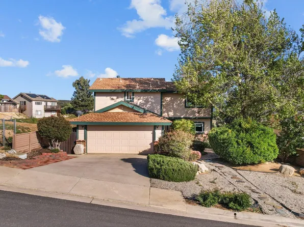 13266 Littlehorn Rd, Elizabeth Lake, CA 93532