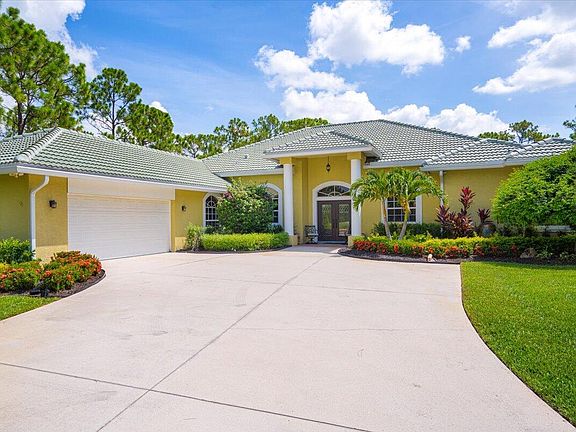 4th image of 11000 Pine Creek Lane