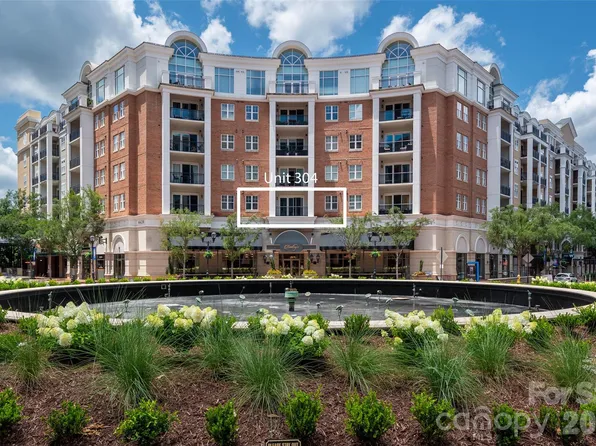 4620 Piedmont Row Dr Unit 304, Charlotte, NC 28210