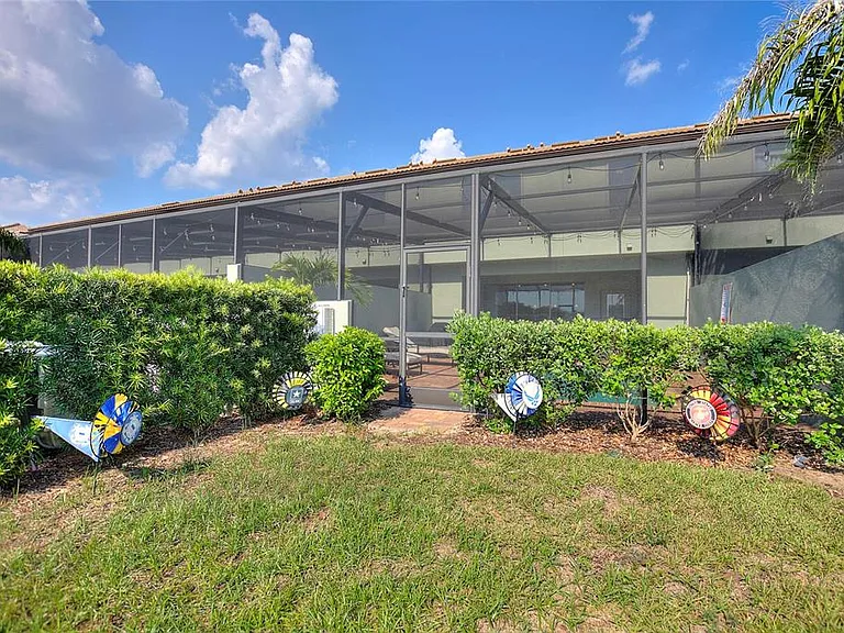 4607 Terrasonesta Dr — Photo 16