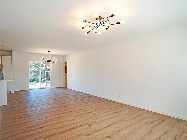 7903 Indian School Rd NE — Photo 12