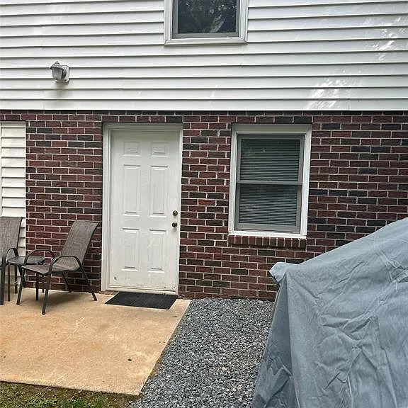 8001 Buckingham Ln — Photo 1