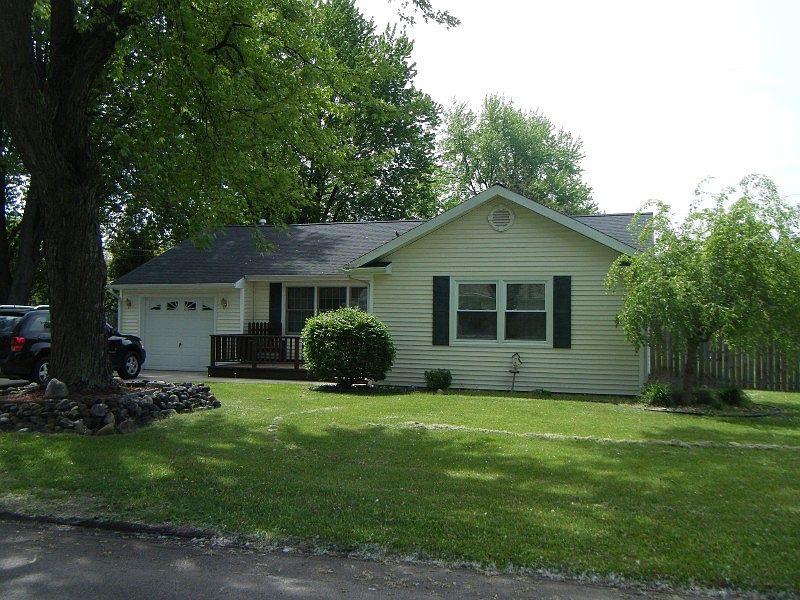 1st image of 2972 Berthiaume Dr