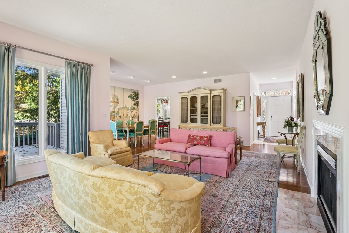 next background image