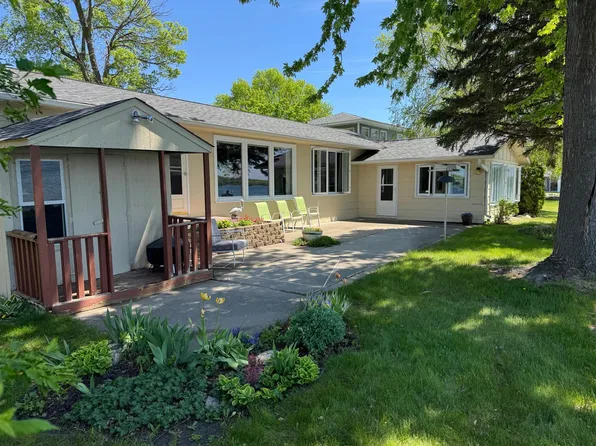 137 McCloud St, Ortonville, MN 56278