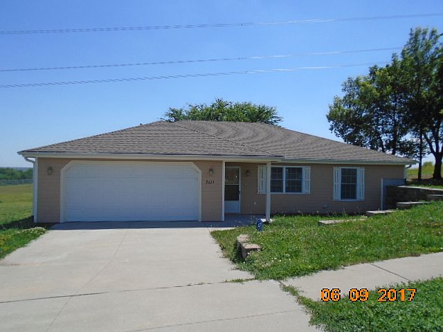 1st image of 2621 Elm Creek Dr