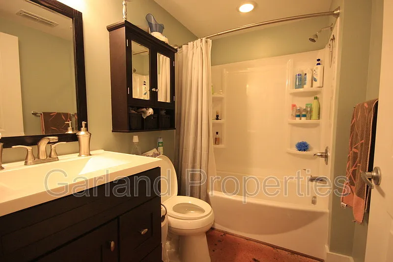 1 bed, 1.0 bath, 650 sqft, $1,150 — Photo 4