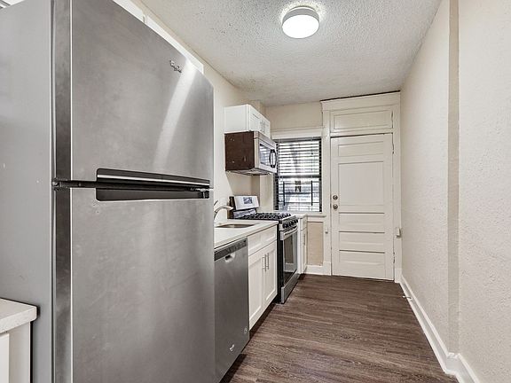 5th image of 4111-4113 Walnut St #4-L