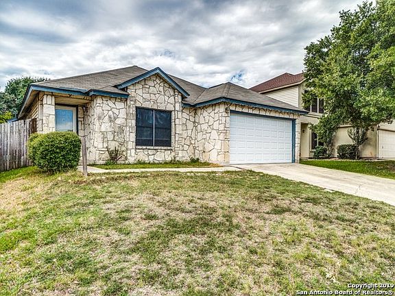 2nd image of 6466 Beech Trail Dr