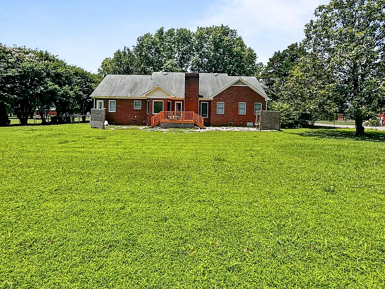107 Ivywood Rd — Photo 20