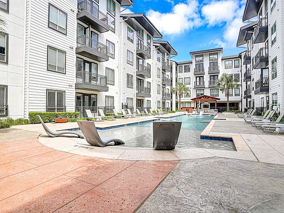 2nd image of 5940 Forest Park Rd #2310861