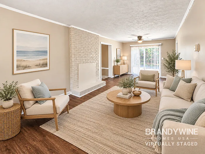 4 bed, 2.5 bath, 2406 sqft, $2,250 — Photo 3