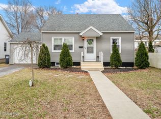 1920 Amelia St, Schenectady, NY 12306
