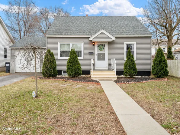 1920 Amelia Street, Schenectady, NY 12306