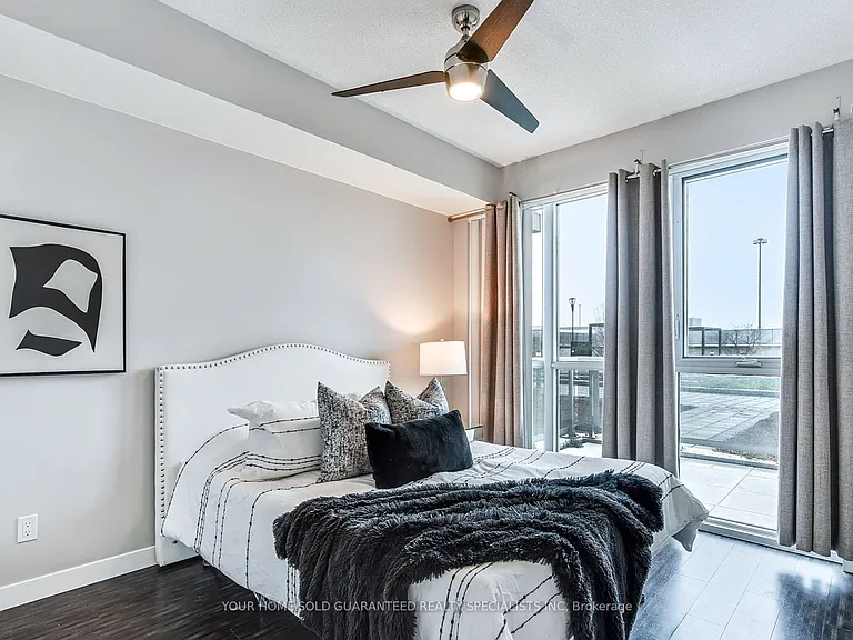 2093 Fairview St #408 — Photo 13