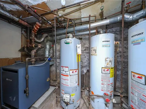 3903 Seventh Avenue image 25 of 29