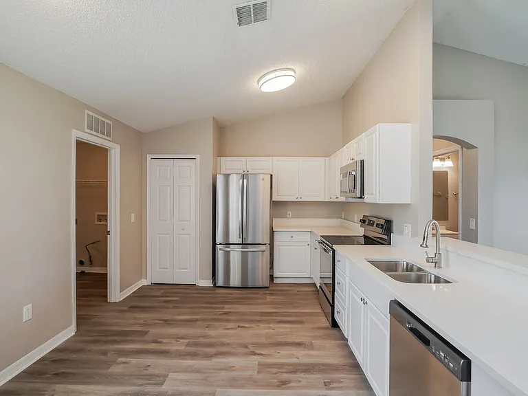 5537 Willow Bend Trl — Photo 5