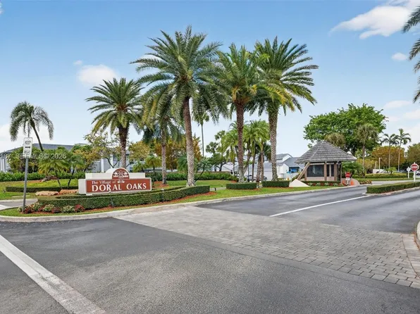 9725 NW 52nd St, Doral, FL