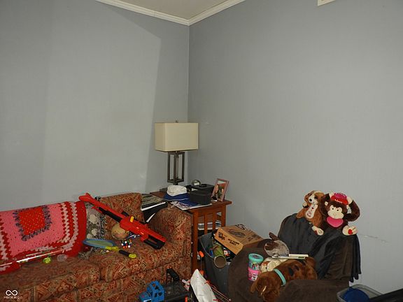 4th image of 4920 E 34th St