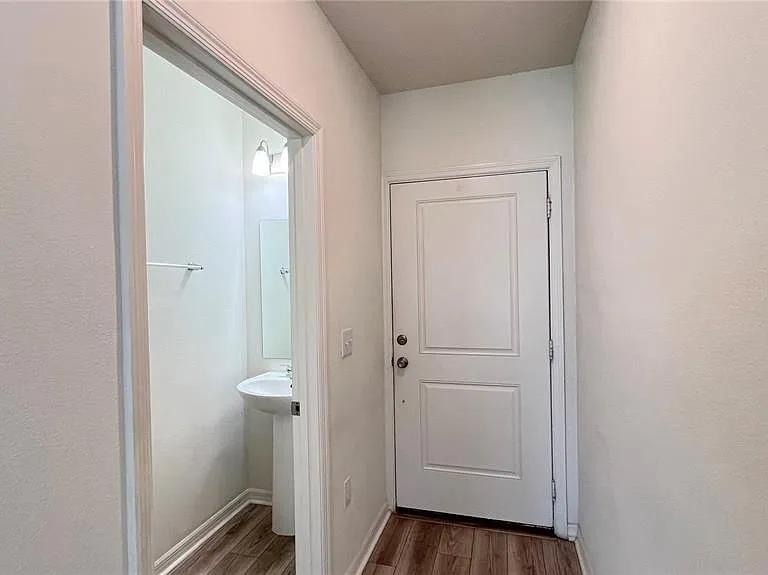 1340 Mirabella Cir — Photo 4