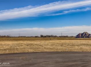 15901 SW 12th St, Yukon, OK 73099
