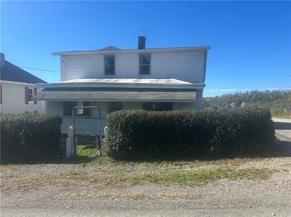1310 Cambria Ave, Connellsville, PA 15425