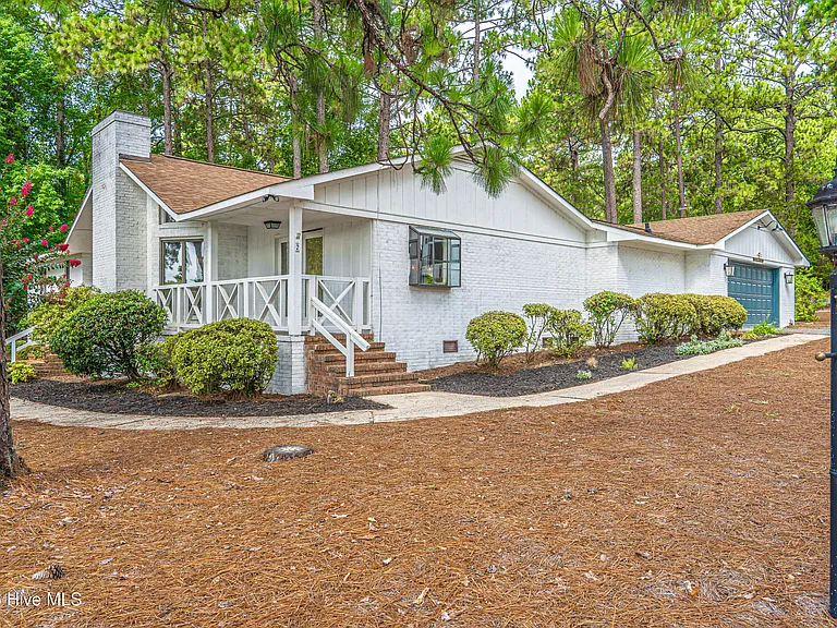 2 Sassafras Ln — Photo 4