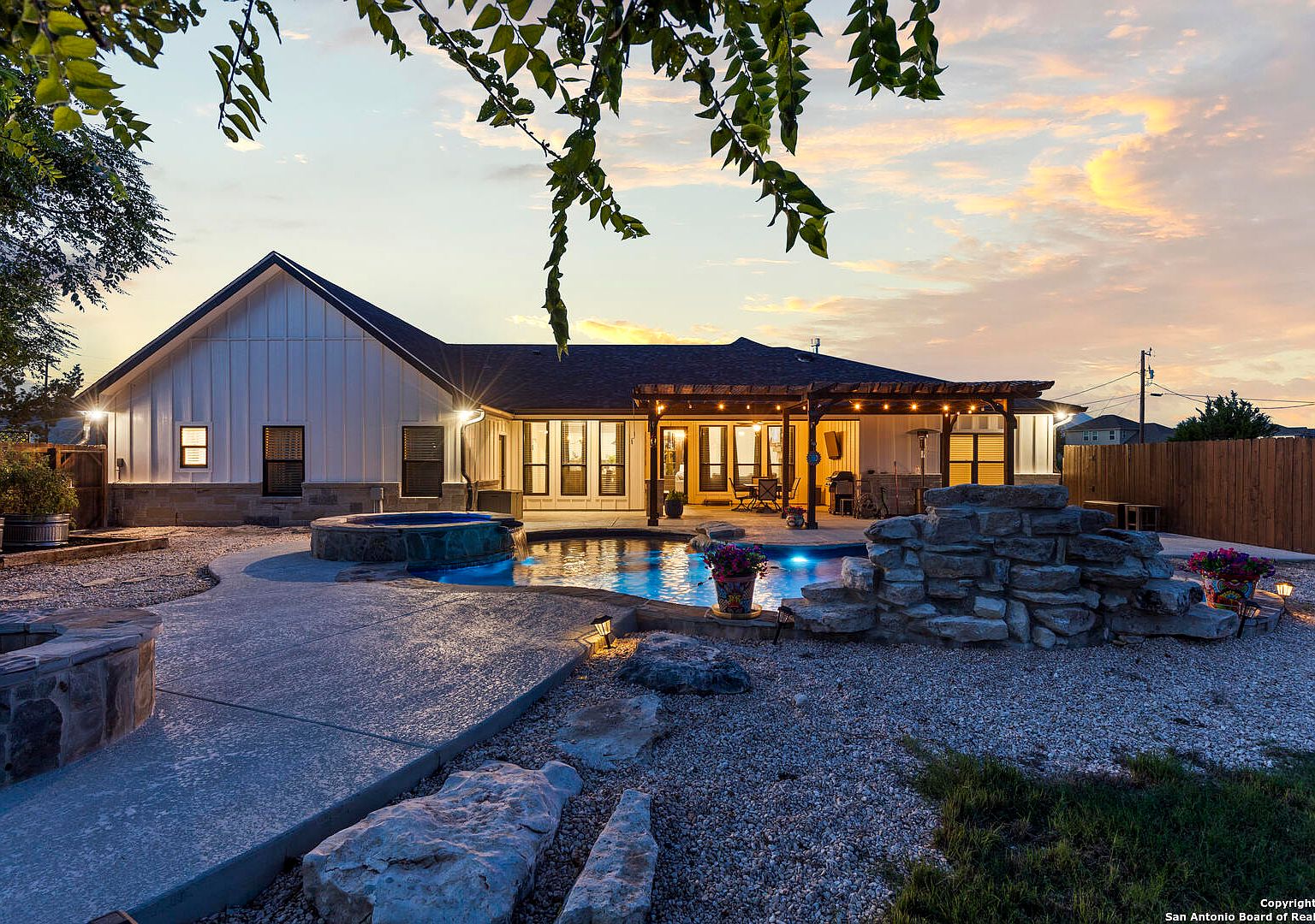 300 Firewheel, Bandera, TX 78003 | Zillow