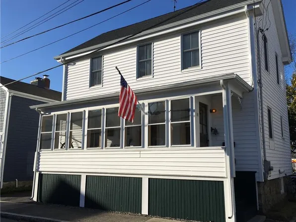 11 Byrnes St, Newport, RI 02840