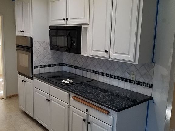 4th image of 605 W Dunne Ave