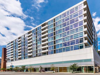 630 N Franklin St APT 406, Chicago, IL, 60654