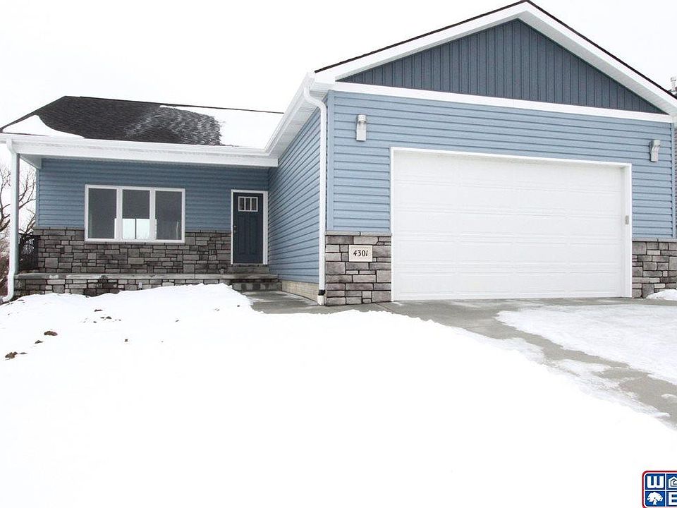 1st image of 4301 W Rebecca Ln