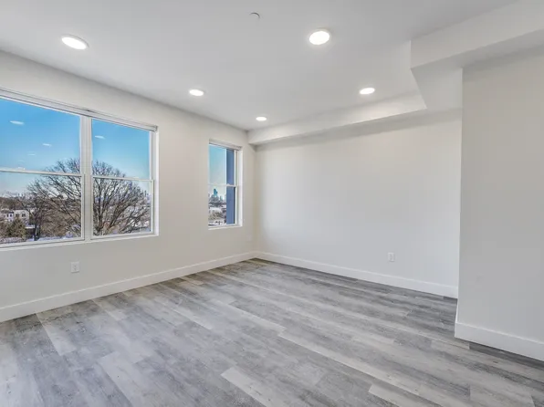 3443 Kennedy Boulevard image 6 of 17