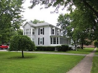 5 E Vine St, Piper City, IL 60959