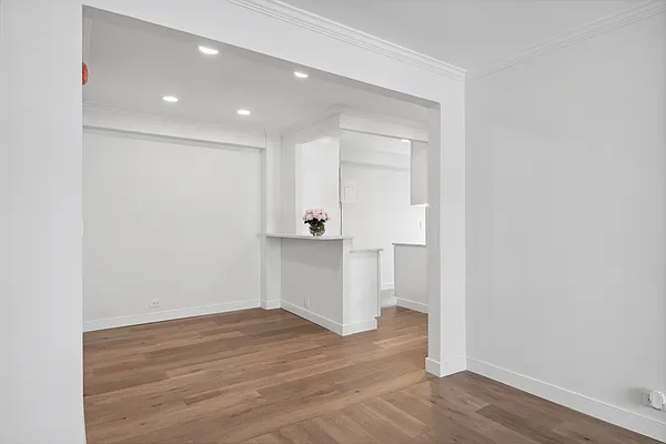 Sold by Houlihan Parnes Properties | media 5