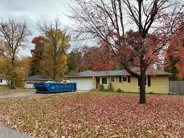 421 York St, Pine River, MN 56474