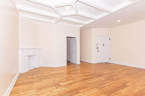 1st image of 1356 Pacific St #1R