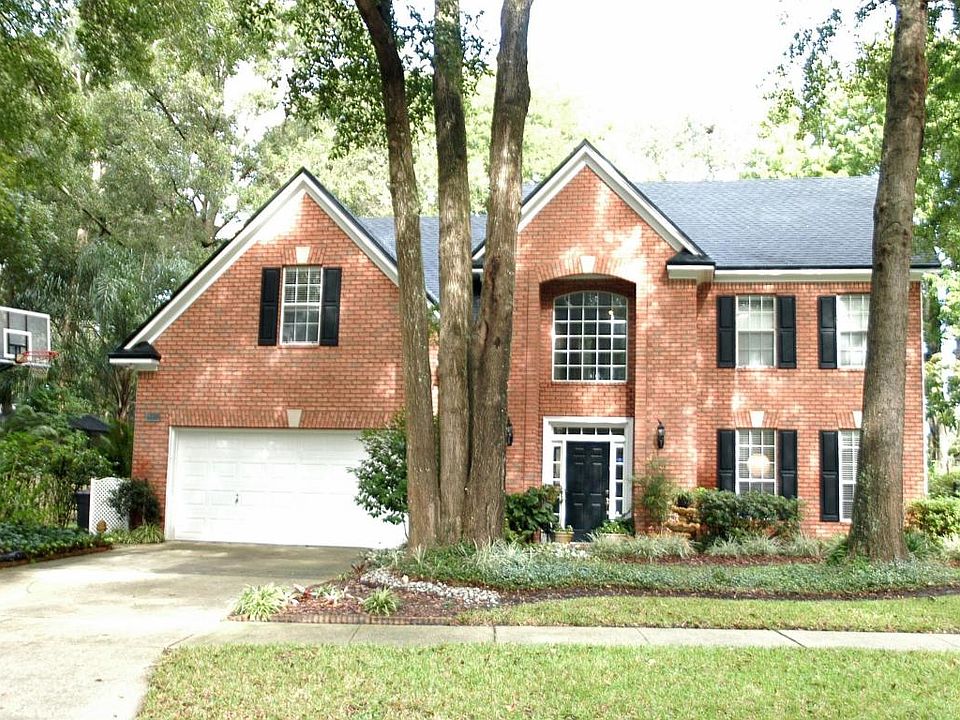 1st image of 11912 Loretto Square Dr S