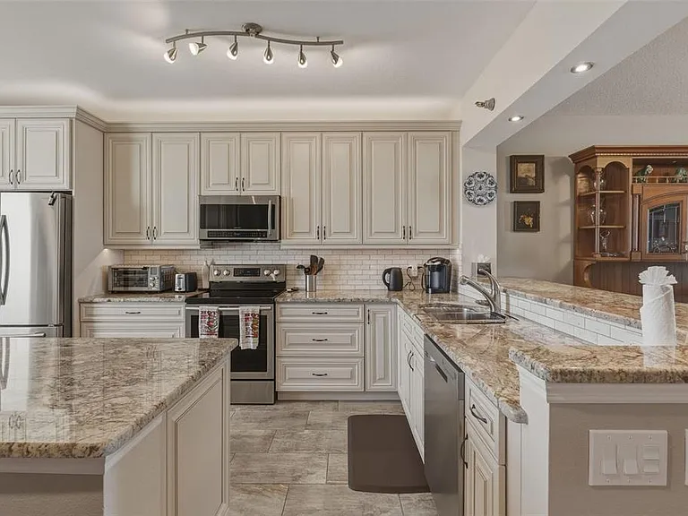 7872 Sailboat Key Blvd S #405 — Photo 4