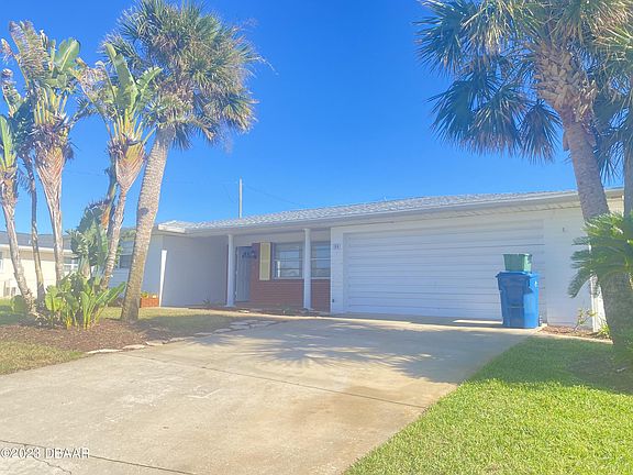4th image of 14 Sunrise Ave