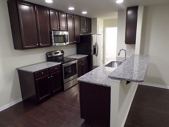 Granite countertops with upgraded cabinets