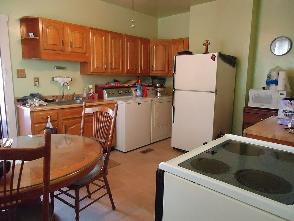 4th image of 205 Miracle Mountain Rd