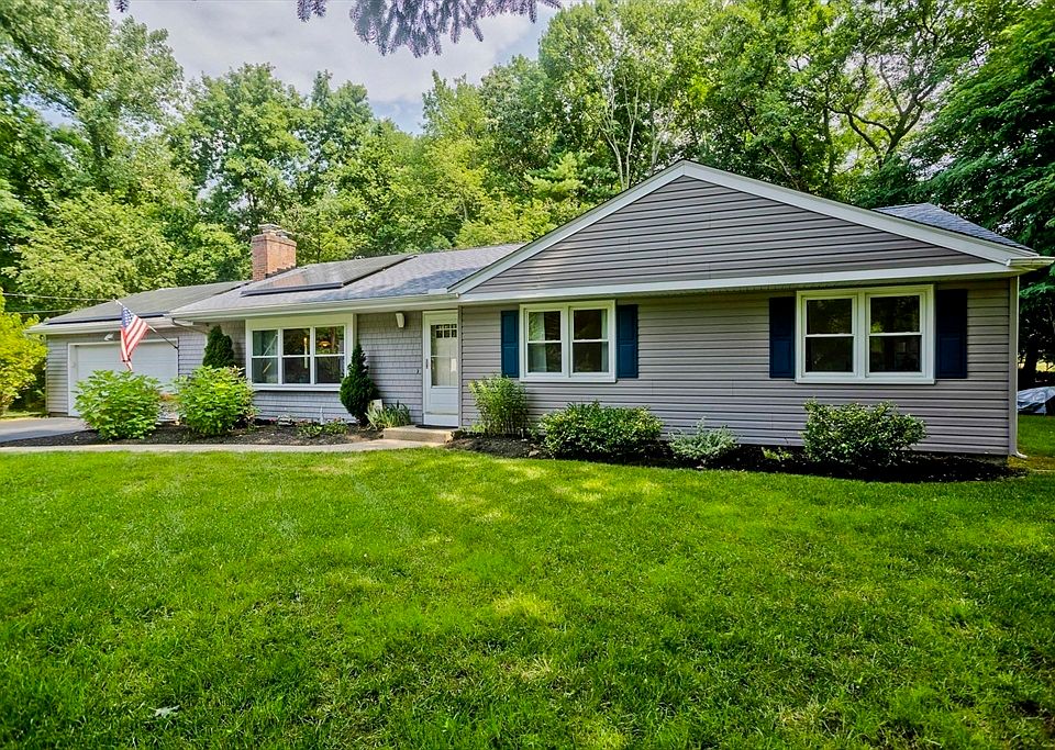 1st image of 271 Brookwood Dr